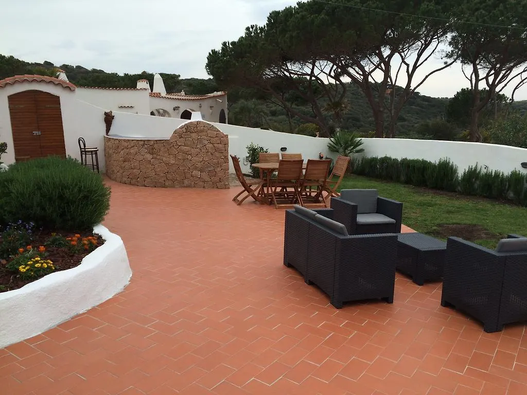 Villa Isola Rossa  Isola Rossa (Sassari)